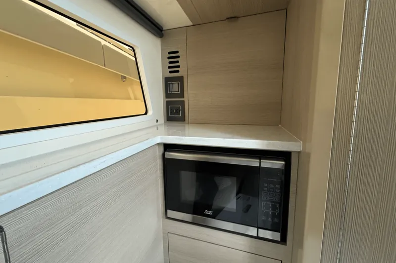 Slide: The Image of Scout 377 LXF 2025 - 44