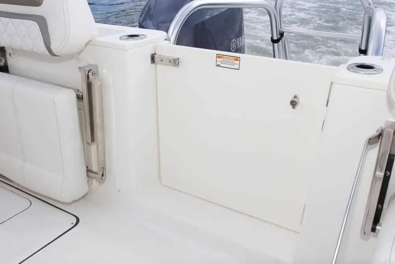 Slide: The Image of World Cat 295CC Center Console 2026 - 16
