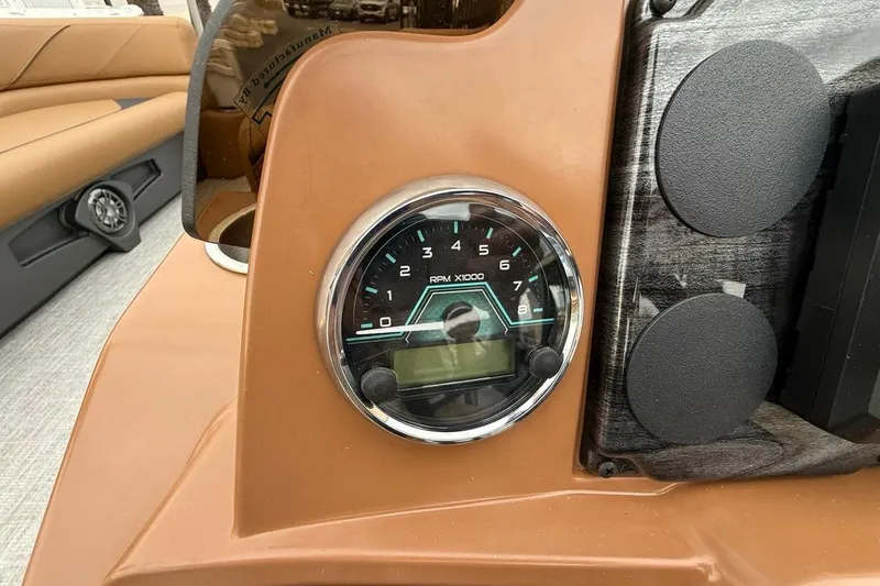 Slide: The Image of Avalon Venture 85 Cruise 2026 - 25