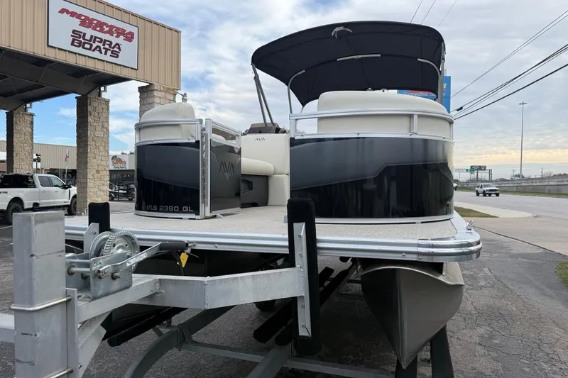 Slide: The Image of Avalon VLS Quad Lounge 2026 - 2