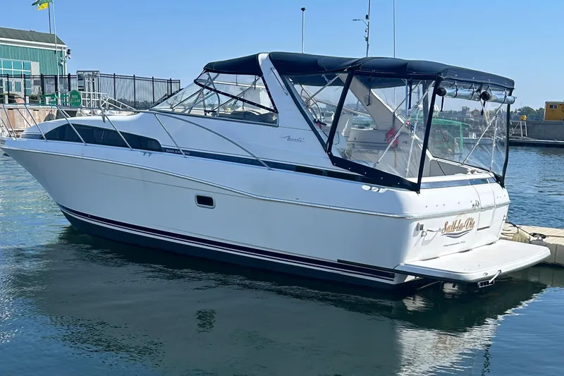 The Image of Bayliner 3255 Avanti 1998 - 0