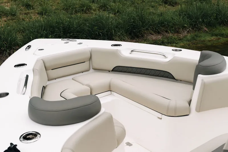 Slide: The Image of Key West Boats 249 FS 2027 - 3