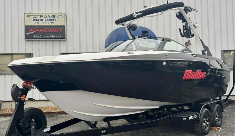 The Image of Malibu M220 2024 - 0