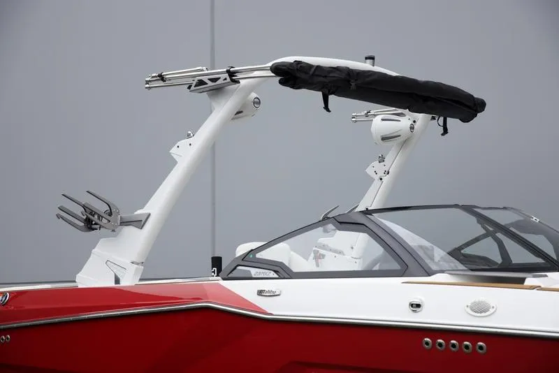 Slide: The Image of Malibu 23 MXZ 2025 - 6