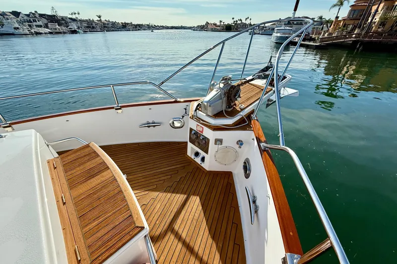 Slide: The Image of Grand Banks 46 Classic 2001 - 37