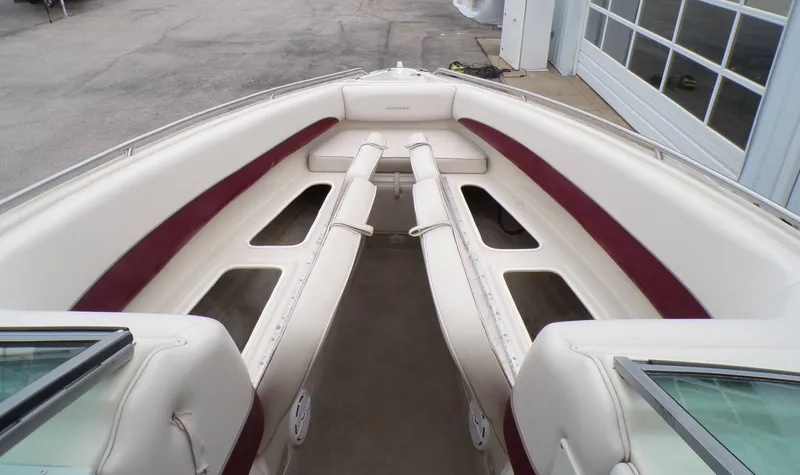 Slide: The Image of Crownline Boats 266BR 2001 - 8