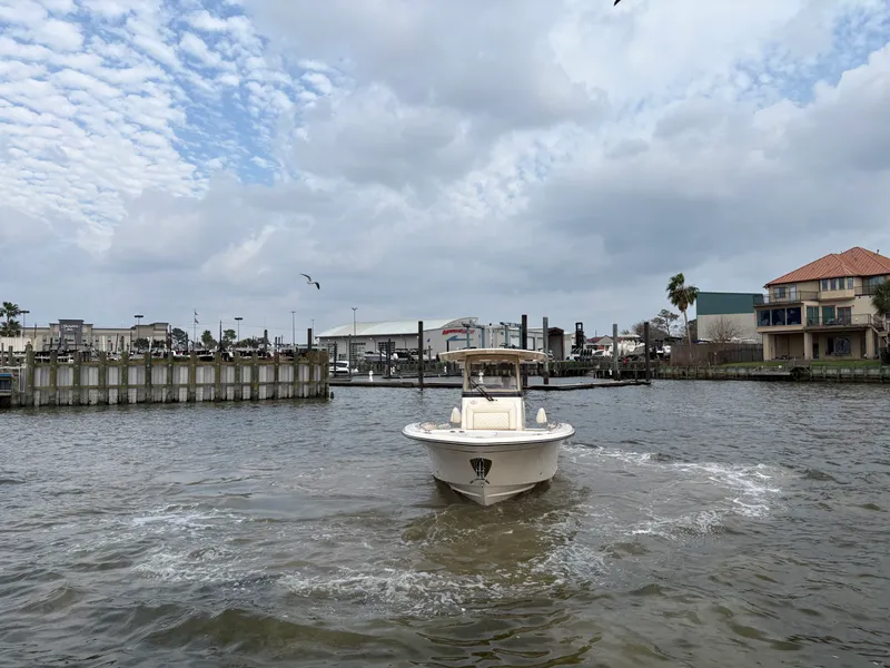 Slide: The Image of Grady-White 281 CE 2025 - 20