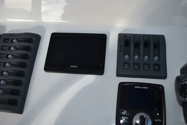 Slide: The Image of Steiger Craft 28 Fisherman 2026 - 42