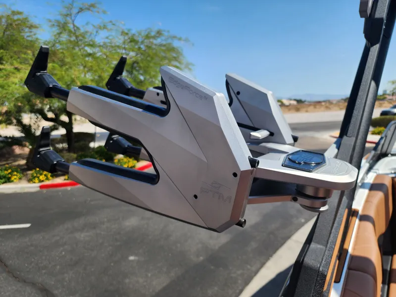 Slide: The Image of Malibu 23 MXZ 2026 - 36