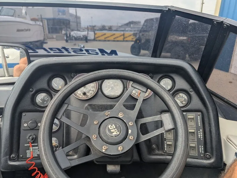 Slide: The Image of MasterCraft ProStar 1990 - 8