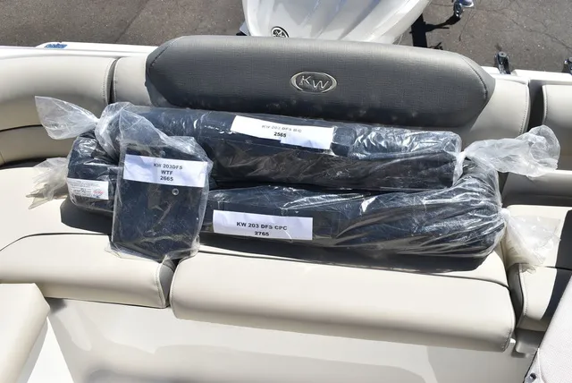 Slide: The Image of Key West Boats 203 DFS 2026 - 36