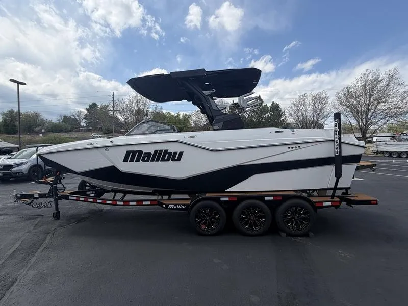 Slide: The Image of Malibu M242 2026 - 5