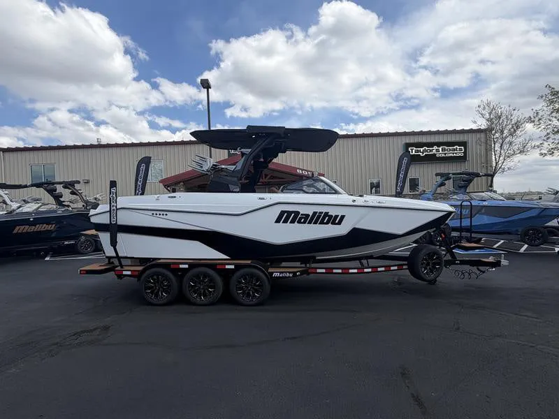 The Image of Malibu M242 2026 - 0