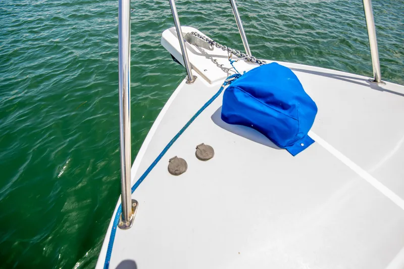 Slide: The Image of Custom Stringari Pilothouse 2005 - 13