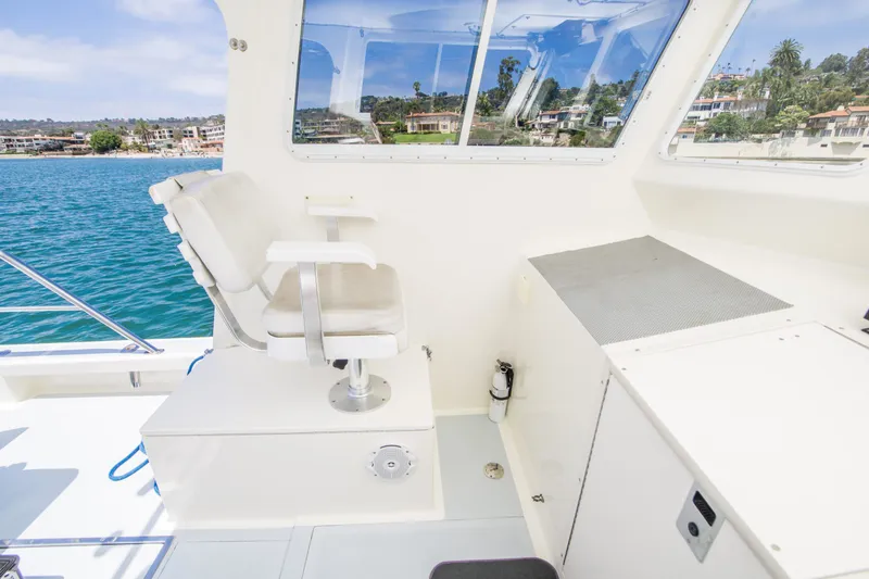Slide: The Image of Custom Stringari Pilothouse 2005 - 8