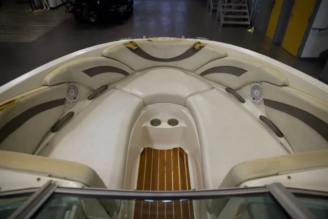 Slide: The Image of Bayliner Marine 2200 RS3 2005 - 16