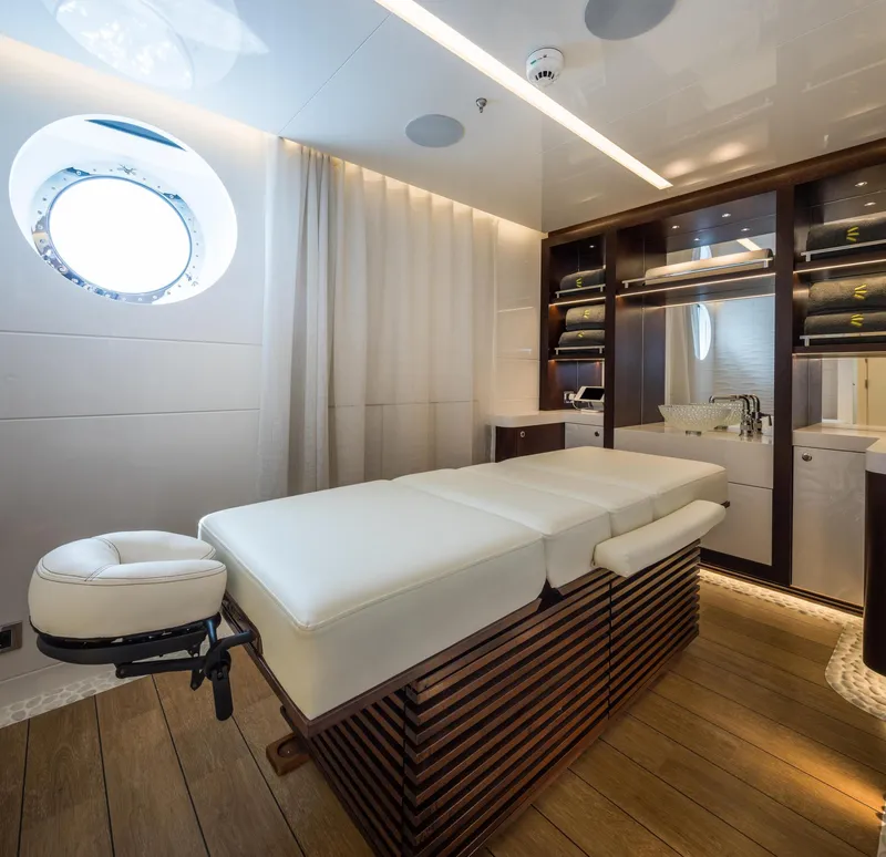 Slide: The Image of Royal Hakvoort Shipyard Custom 2019 - 44