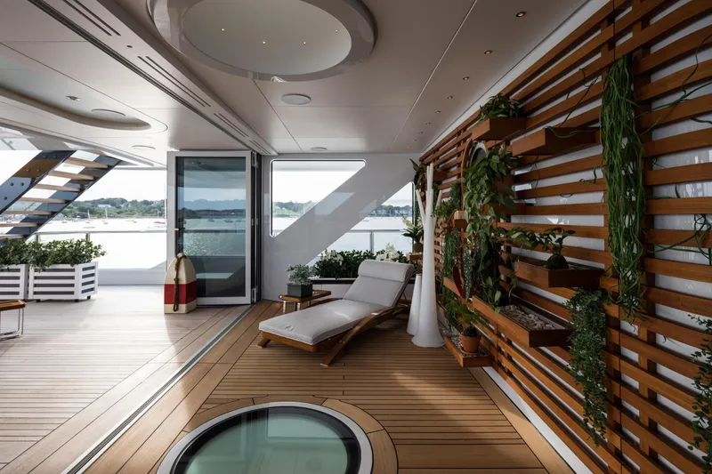 Slide: The Image of Royal Hakvoort Shipyard Custom 2019 - 31