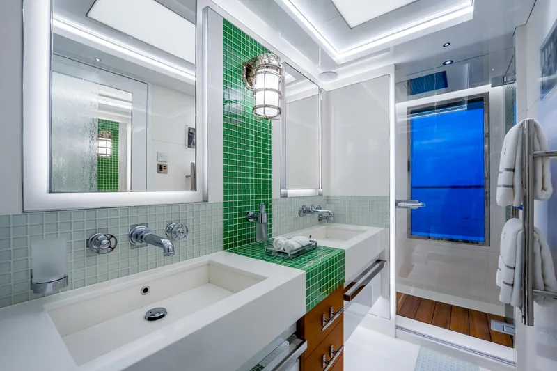 Slide: The Image of Royal Hakvoort Shipyard Custom 2019 - 20