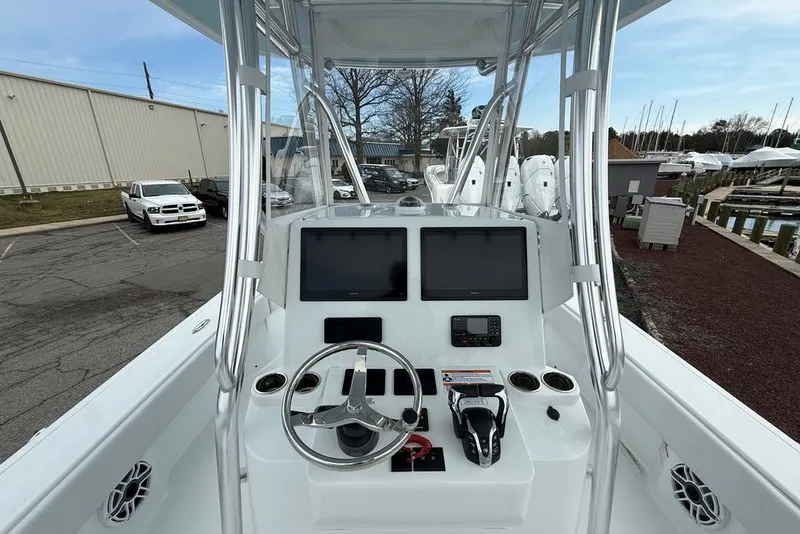 Slide: The Image of Contender 29 Bay 2025 - 2