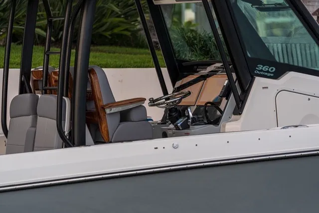 Slide: The Image of Boston Whaler 360 Outrage 2026 - 2