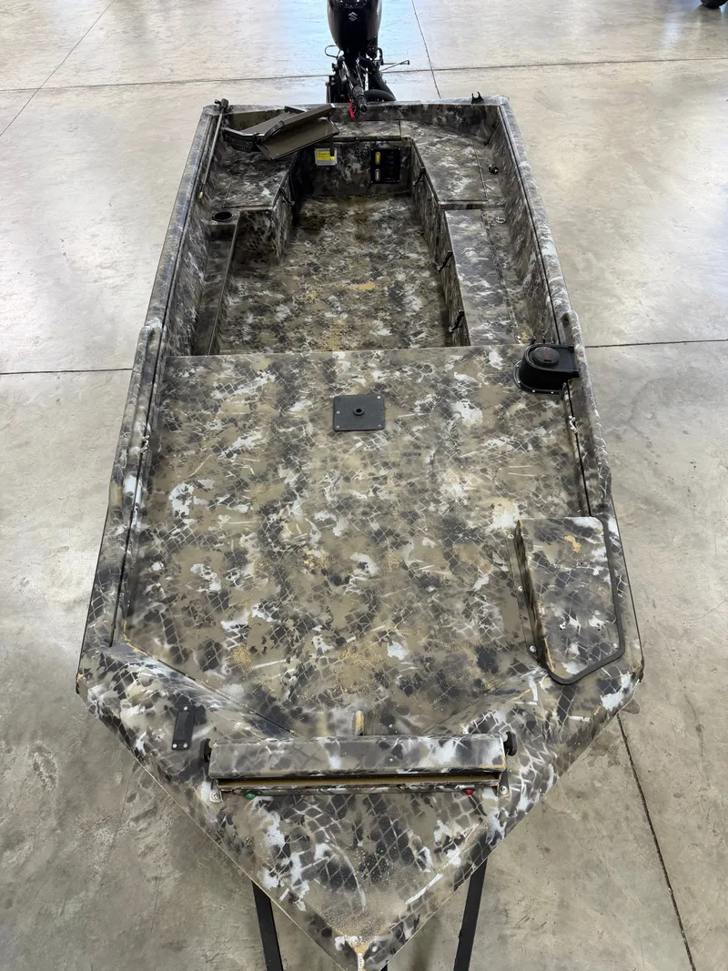 Slide: The Image of Excel 1751 VIPER F4 2023 - 13