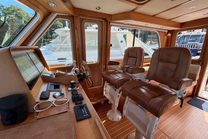 Slide: The Image of Sabre 40 Sedan 2011 - 33