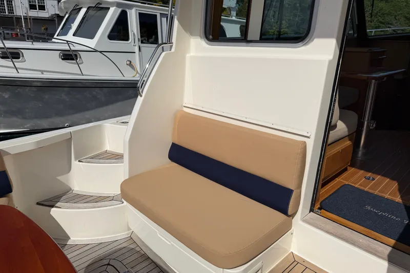 Slide: The Image of Sabre 40 Sedan 2011 - 12