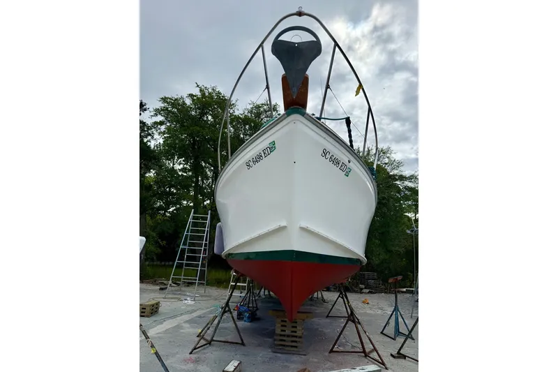 Slide: The Image of CAPE DORY 28 Cruiser 1990 - 21