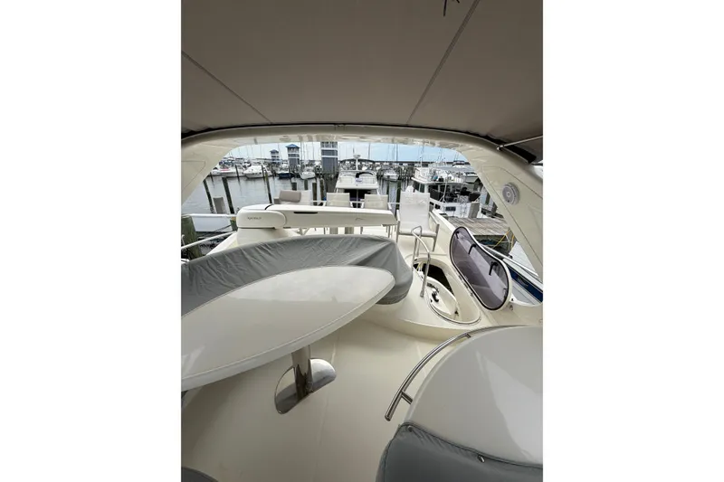 Slide: The Image of Azimut 55E 2006 - 41