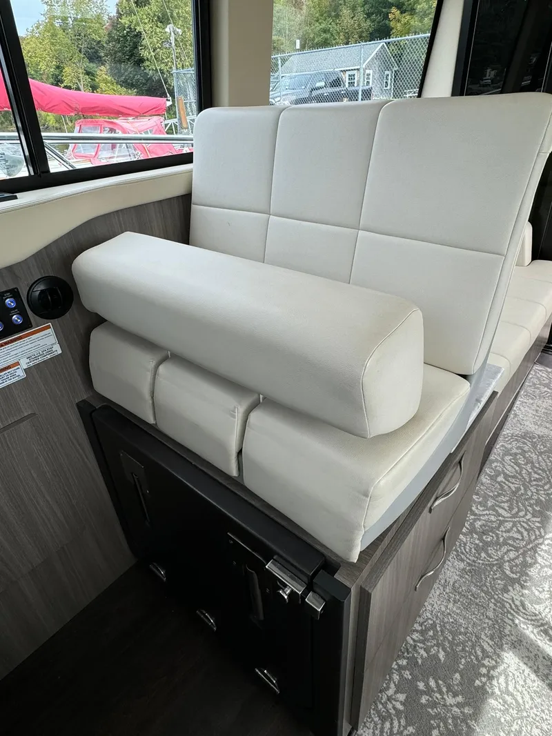 Slide: The Image of Regal 38 Grande Coupe 2020 - 101
