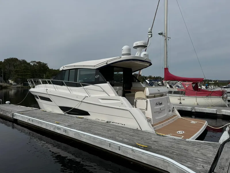 Slide: The Image of Regal 38 Grande Coupe 2020 - 26