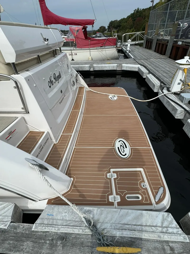 Slide: The Image of Regal 38 Grande Coupe 2020 - 28