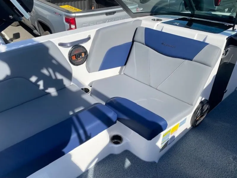 Slide: The Image of MasterCraft NXT24 2025 - 15
