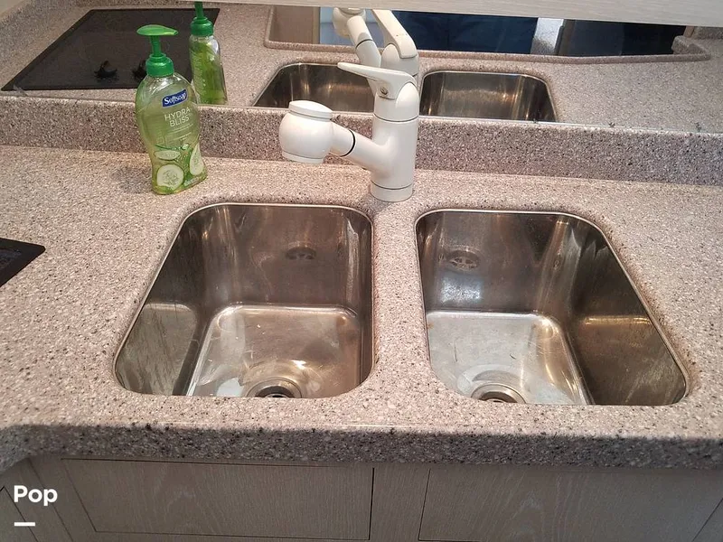 Slide: The Image of Wellcraft 3700 Cozumel 1988 - 6652127