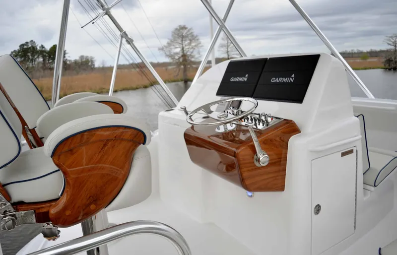 Slide: The Image of GT45X Flybridge 2020 - 14