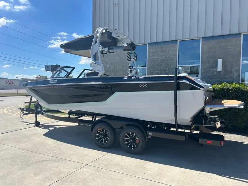 Slide: The Image of Nautique GS22 2026 - 4