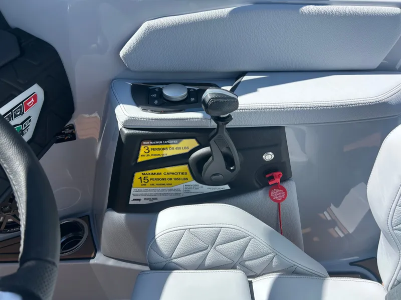 Slide: The Image of Nautique GS22 2026 - 20