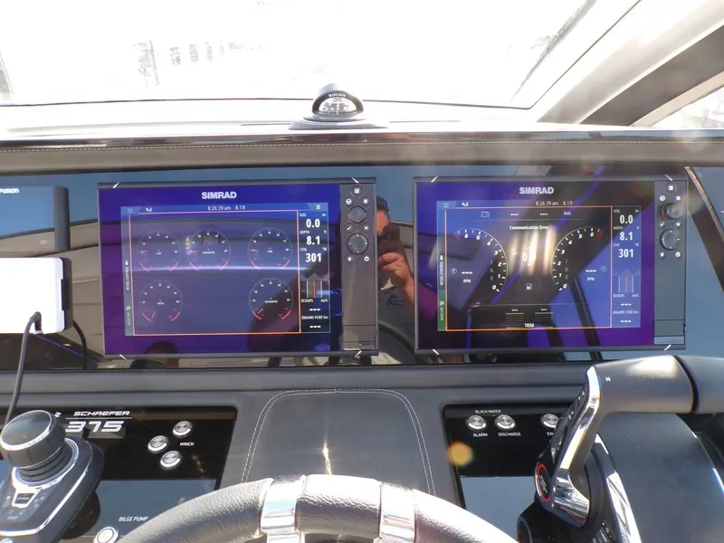 Slide: The Image of Schaefer Yachts DBA 380 2025 - 21