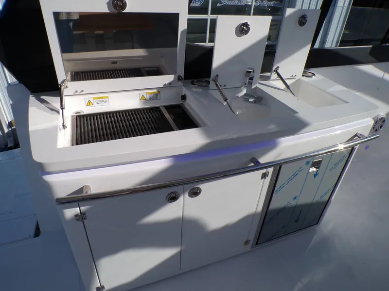 Slide: The Image of Schaefer Yachts DBA 380 2025 - 24