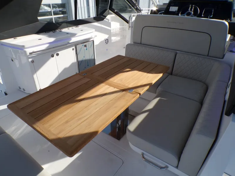 Slide: The Image of Schaefer Yachts DBA 380 2025 - 26