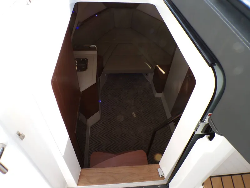 Slide: The Image of Schaefer Yachts DBA 380 2025 - 34