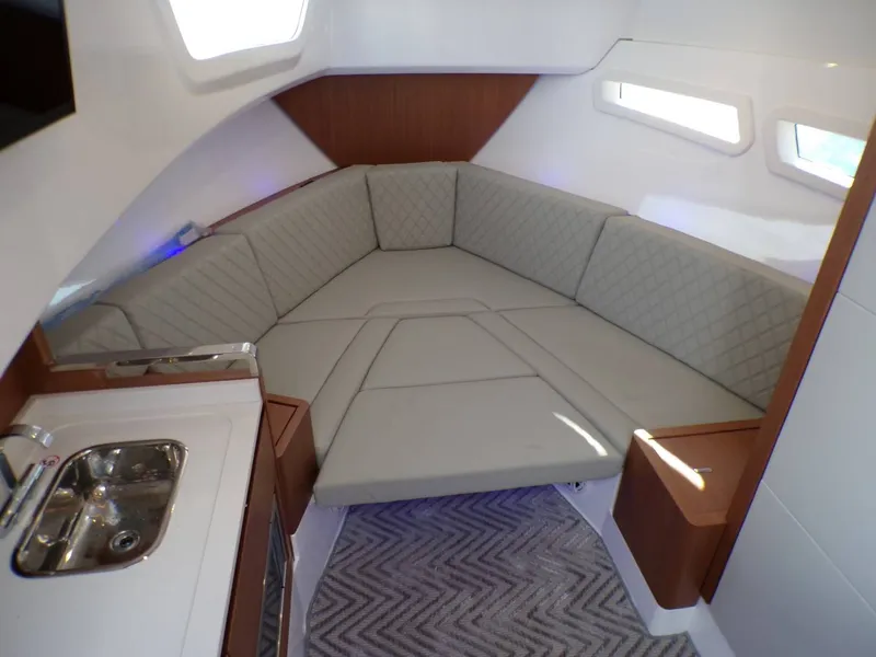Slide: The Image of Schaefer Yachts DBA 380 2025 - 35