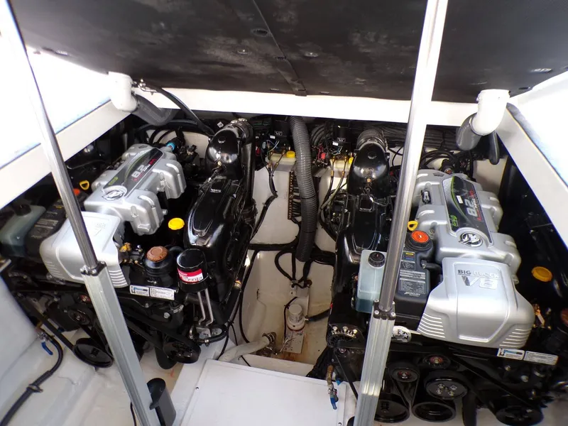 Slide: The Image of Schaefer Yachts DBA 380 2025 - 50