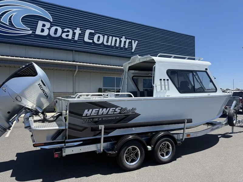 Slide: The Image of Hewescraft 210 Sea Runner Hardtop 2026 - 3
