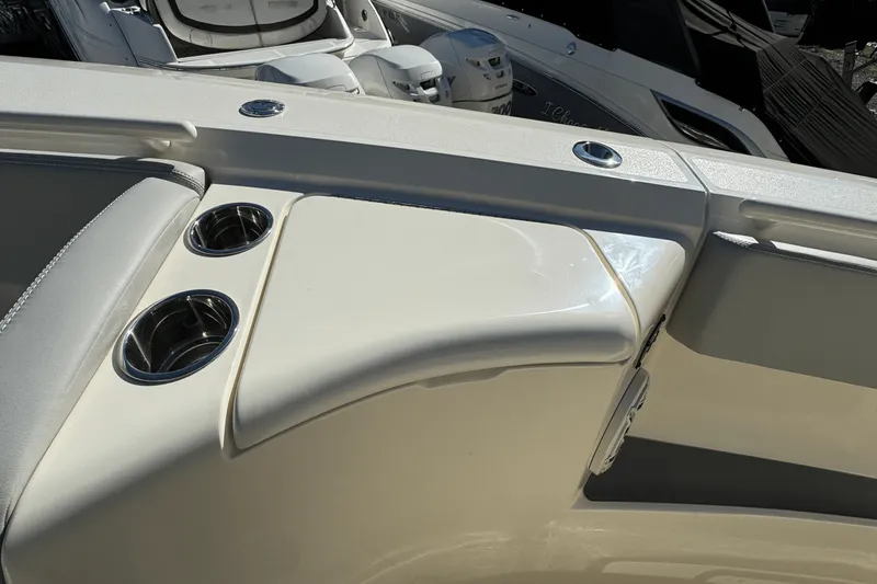 Slide: The Image of Scout 357 LXF 2025 - 102