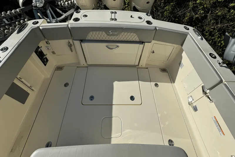 Slide: The Image of Scout 357 LXF 2025 - 12