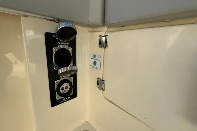 Slide: The Image of Scout 357 LXF 2025 - 17