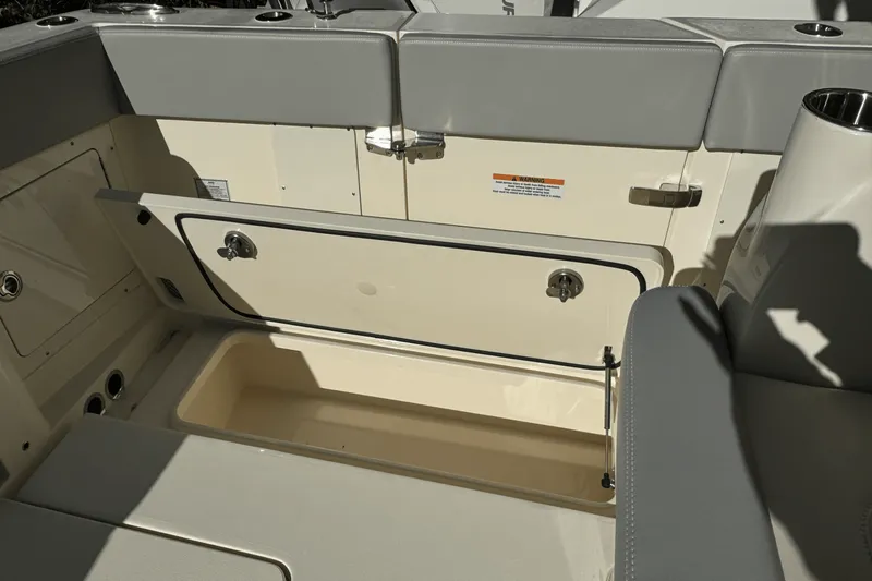 Slide: The Image of Scout 357 LXF 2025 - 25