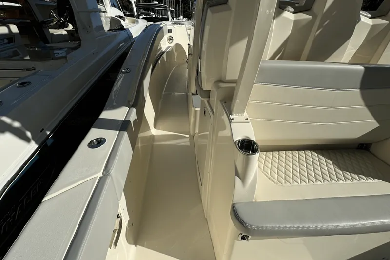 Slide: The Image of Scout 357 LXF 2025 - 35